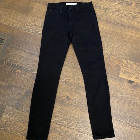 GAP True Skinny Jeans, Black, Size 27R - Picture 1 of 4